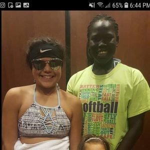 Meet your Posher, Adriana cabello